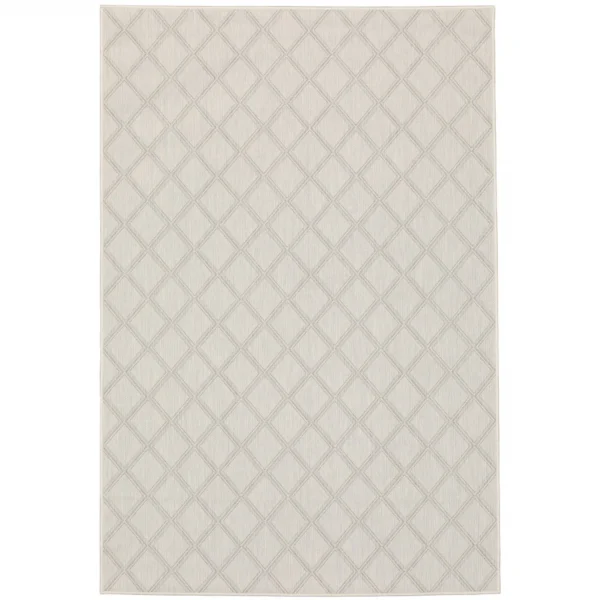 7' X 9' Gray and Ivory Geometric Stain Resistant Indoor Outdoor Area Rug