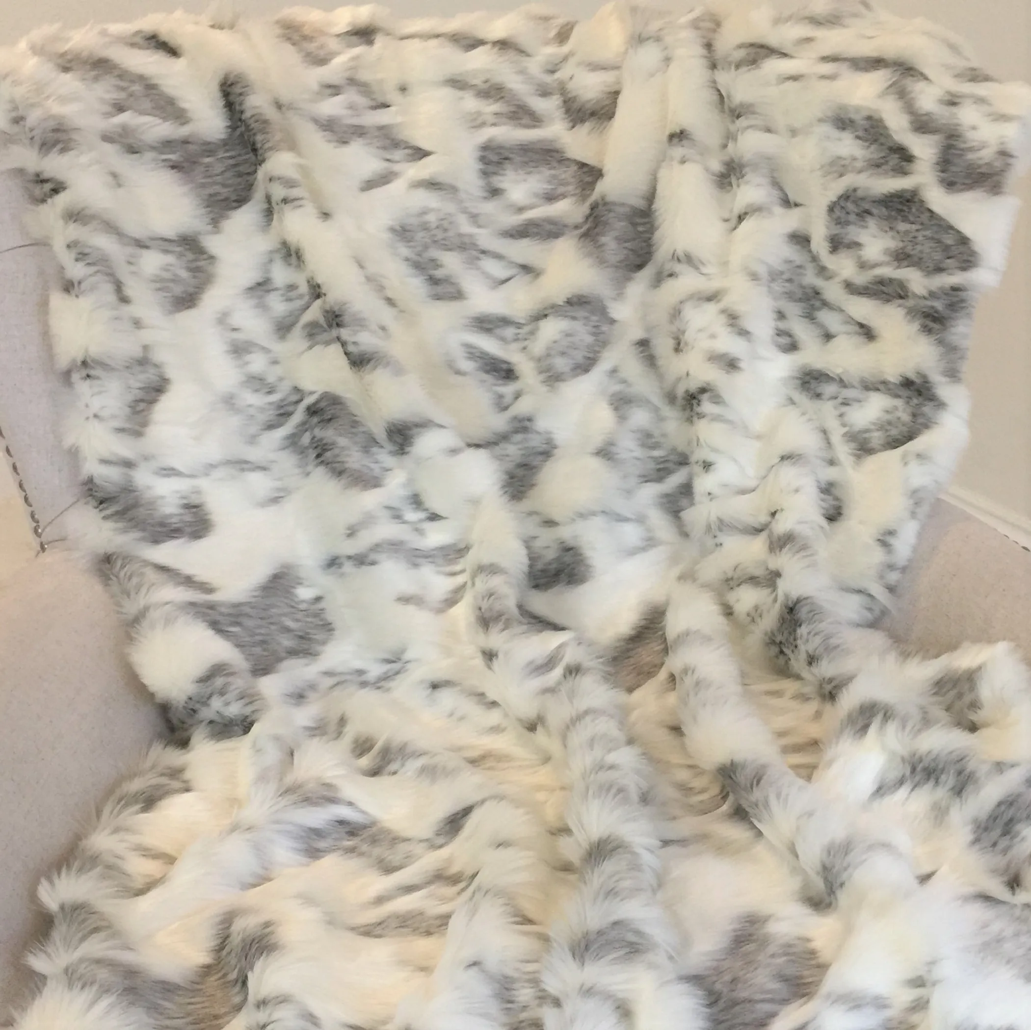 Plutus Ivory Rabbit Faux Fur Handmade Luxury Throw - Image 3